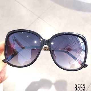 KÍNH THỜI TRANG 8533