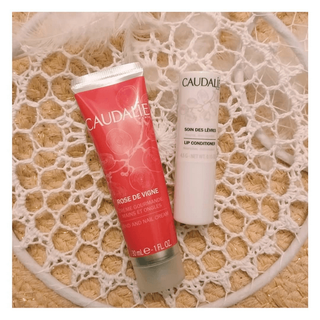 Set Son Dưỡng Môi + Da Tay Caudalie 4,5g+30ml