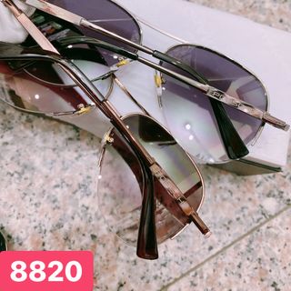 KÍNH THỜI TRANG 8820