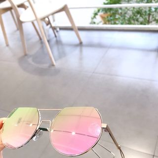 MẮT KÍNH H100