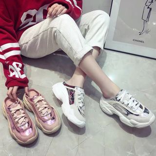 Dép sục bata cá tính đơn giản dễ sử dụng