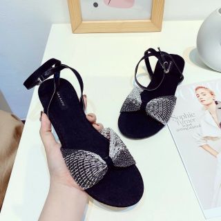Giay sandal lưới hoa luo