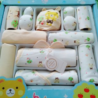 Set sơ sinh làm quà tặng