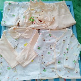 Set sơ sinh làm quà tặng