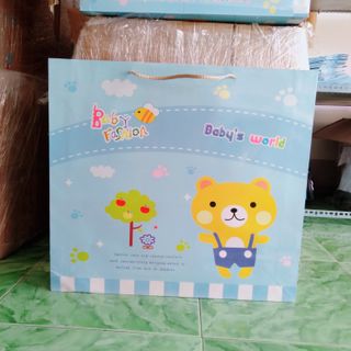 Set sơ sinh làm quà tặng