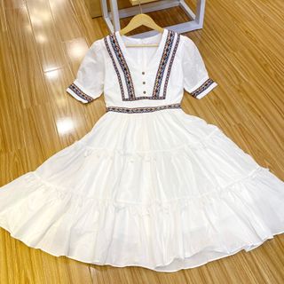 Đầm thổ cẩm tay lỡ
