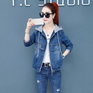 Áo Khoác Jean Dây Kéo Thêu Chữ Túi Dạng Hộp Thời Trang