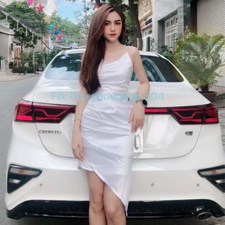 Đầm phi vạt chéo