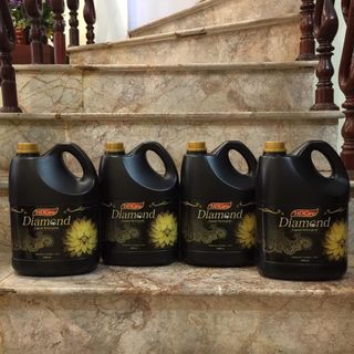 Nước giặt xả HD Diamond 4,5L