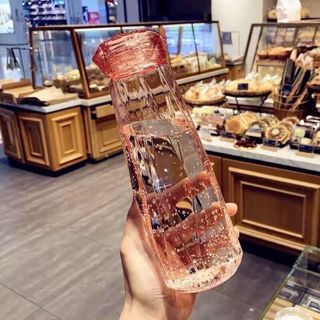 Bình nước thuỷ tính