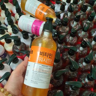 Sữa tắm trắng bổ sung vitamin hàn quốc