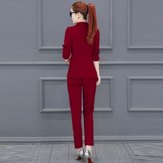 Bộ Vest Đỏ Đô Công Sở Thời Thượng Kèm Áo Thun Hai Dây