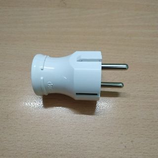 Phích cắm điện Hàn Quốc Dosel 100 cái *19.500đ