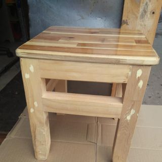 ghế đôn bằng gỗ cao su 35 cm