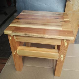ghế đôn bằng gỗ cao su 30 cm