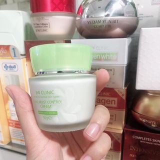 Kem Dưỡng Da 3W Clinic 50g Xanh