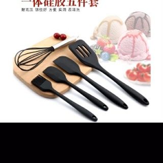 Dụng cụ nhà bếp sét 5 món