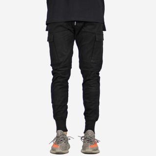 Quần kaki đen đẹp hơn hình