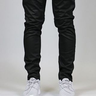 Quần kaki đen đẹp hơn hình