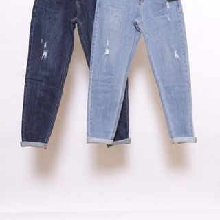 Quần jeans Boyfriend cào xước nhẹ