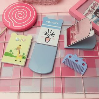 Gương mini kèm lược