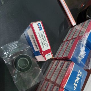 Bạc đạn vòng bi SKF 6001 2RS