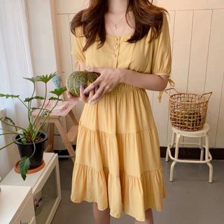 Đầm voan dày mịn( vàng,đỏ) . From chuẩn y hình