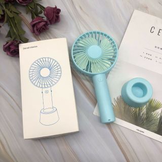 Quạt tích điện cầm tay