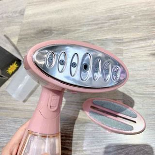 Bàn là hơi nước cầm tay