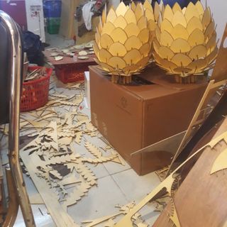 Đèn gỗ dáng quả dâu tây