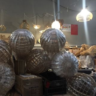 Đèn gỗ dáng bóng đèn, đèn quả bóng đèn