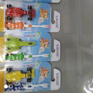 Bàn chải em bé tặng suwadee