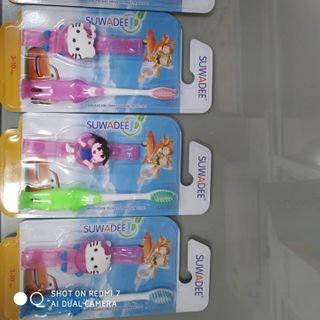 Bàn chải em bé tặng suwadee
