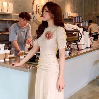 ĐẦM XÒE TAY NGẮN DÚN TAY DÚN EO