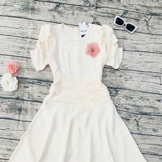 ĐẦM XÒE TAY NGẮN DÚN TAY DÚN EO