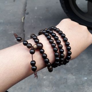 Tràng hạt Trầm Hương