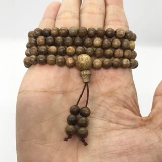 Vòng Tay Trầm Hương 108 Hạt - 100% Trầm Hương Tự Nhiên - Chiết Khấu Đến 50%