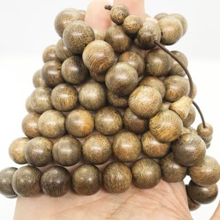 Vòng Tay Trầm Hương 108 Hạt - 100% Trầm Hương Tự Nhiên - Chiết Khấu Đến 50%