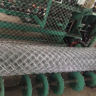 lưới b40 mạ kẽm bọc nhựa tại nha trang