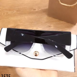 KÍNH MẮT 1575