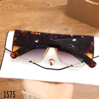 KÍNH MẮT 1575