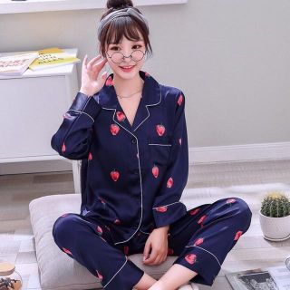 Bộ ngủ lụa tơ tằm cao cấp tay dài quần dài siêu xinh