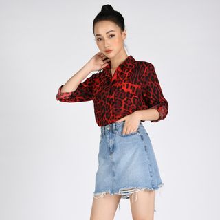Chân váy jean rách cạp tua lai