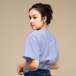 Áo sơ mi xoắn bụng