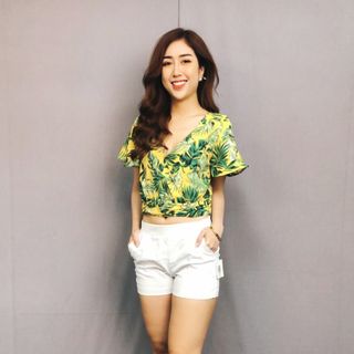 Áo lá buộc nơ