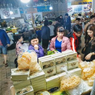 BÁNH PHỒNG TÔM NHÀ CỔ