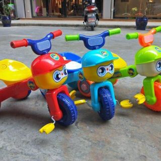 XE CON KIẾN 3 BÁNH
