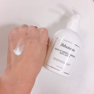 Sữa dưỡng da toàn thân JM Solution Tone Up Water Luminous Body Lotion