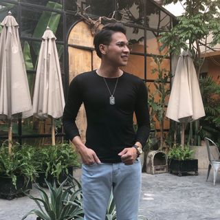 Áo thun cơ bản cổ tròn