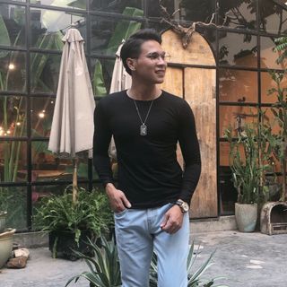 Áo thun cơ bản cổ tròn